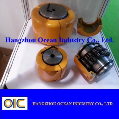 China Bolt-on Installation Silver Hydraulic Quick Connect Couplings for Convenient and Simple Connectio for sale