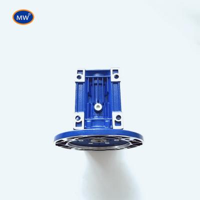 中国 50mm Shaft Electric Planetary Gear Speed Reducer 5 1 Ratio 200 RPM Output 販売のため