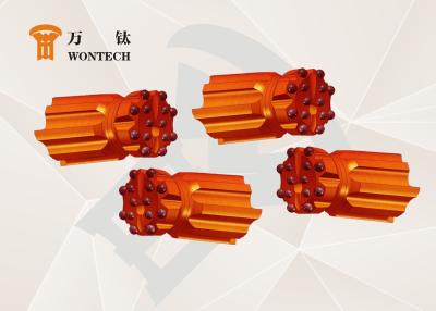 中国 塗られる高い安全井戸の鋭い用具DTHのハンマー ビットR25/R32 販売のため