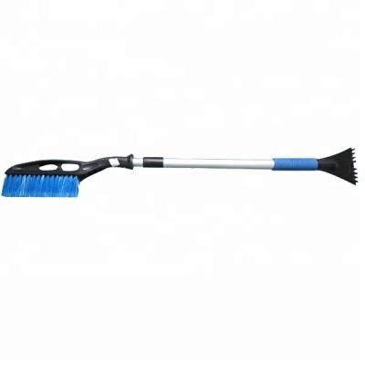 China Best Car Extendable Snow Cleaning Brush with Foam Handle for sale