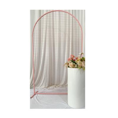 China Decoration Pink Color Circle Round Mesh Iron Wedding Event Party Props Wall Stand Arch Backdrop for sale