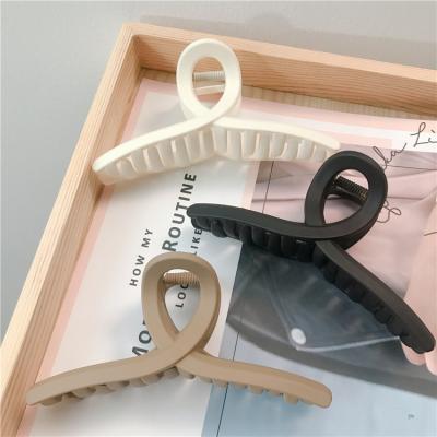 China Fashion Large Matte Hair Clip Claw Hair Accessories INS Korean Style Claw Clips For Girls for sale