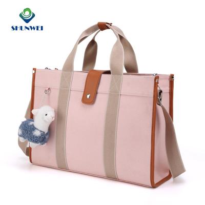 China Water Resistant Factory Direct Large Capacity Baby Stuff Storage Bag Mom Diaper Tote Bag For Baby Diaper Bags for sale