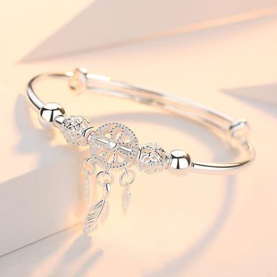 China Hot Selling Japan and South Korea Women's Feather Catcher Dreamy Buckle Adjustable Bracelet Ladies Temperament Bracelet for sale