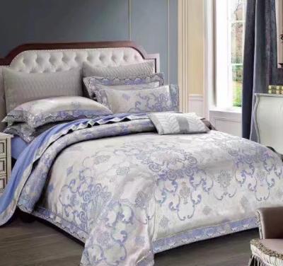 China Viable Luxury High Quality Jacquard Bedding Set Embroidery Polyester Duvet Cover Set Queen 4pcs for sale