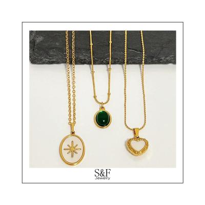 China Wholesale New Vintage Green Oval Gemstone 18k Gold Plating Chain Necklace Pendant Set for sale