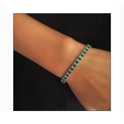 China Wholesale Luxury Cube Design Crystal Bracelet CLASSIC Sterling Silver White Emerald Bracelets for sale