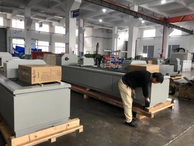 China De pregraveur van de Druk Slimme Flatbed Laser voor Textieldrukkledingstuk, het Scherm Pringting Te koop