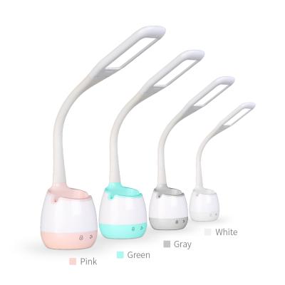 China Pen Holder Desk Lamp Color Changing Puck Lights 2000mah Battery Smart Home Decor Lights Rechargeable Desk Lamp Table Lamp for sale