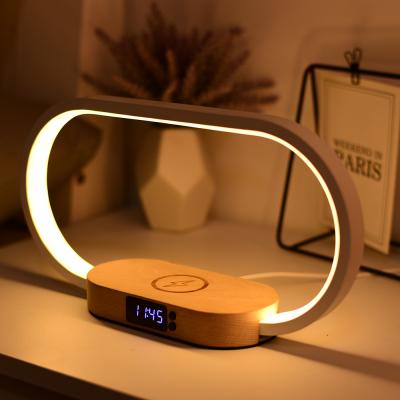 China New Freed Modern Table Lamps Wooden Desk Lamp With Electrical Outlet Smart Home Lights for sale