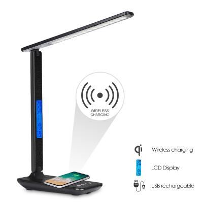 China CAHRGER CAHRGER WIRELESS WIRELESS Charger LED Desk Lamp with USB Rechargeable Left Screen Commercial Desk Radio Charging LED Table Lamp for sale