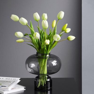 China Tulip Artificial Flowers Wedding Decor Bouquet Beauty Real Touch Flowers Latex Artificial Tulips Flower for sale