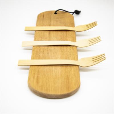 China Large Viable Material Small Fruits Fork Wooden Fruit Fork for sale