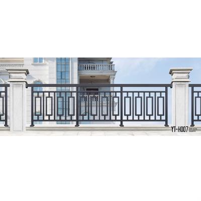 China 2021 New Design Easily Assembled Villa Garden Fence Aluminum Fence for sale