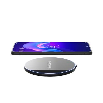 China Morden Mobile Phone Zinc Alloy Tempered Glass Wireless Charging Wireless Charger for sale