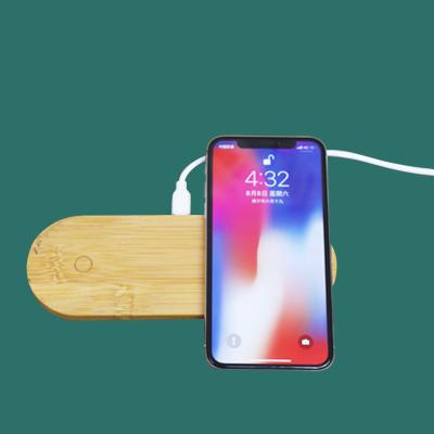 China Mobile Phone Table 10W Bamboo Wireless Charger Dual Long Charging Mobile Phone Accessories for sale