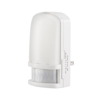 China Zero FCC ETL Certified Motion Sensor 125V AC 60HZ 0.5W USA LED Night Light With Time Setting for sale