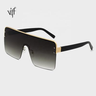 China New Fashion Sunglasses Fashion VIFF 2020 Big Frame HM20173 Women Sunglasses Black Oversized Sunglasses for sale