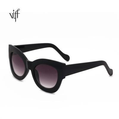 China Cat Eye Shades Women Cateye Sunglasses High End Standard Quality HC15033 CP Sunglasses for sale