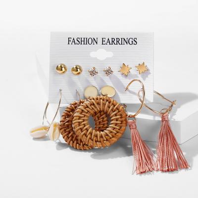 China 50983 TRENDY fashion vintage earrings acrylic wood rattan woven fashion stud earrings for sale