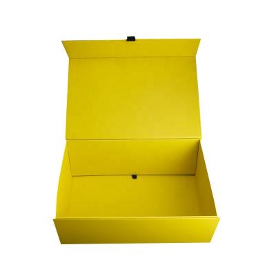 China Recyclable Custom Folding Storage Empty Clothing Box Packaging Magnetic Gift Box for sale