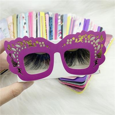 China Heart Design Recyclable Custom Eyelash Paper Box Eyelash Packing Box With Window for sale