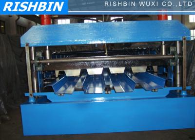 China Hydraulic Cutting Roof Deck Roll Forming Machine for sale