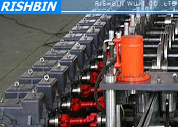 China 15KW 50Hz 3 Phases Steel Frame Roll Forming Machine with 20 - 25 Steps for Door for sale