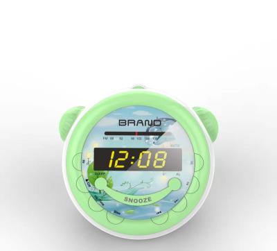 China 87.5-108 MHz Radio Alarm Clock USB PORTABLE Time Setting Fm , Play MP3 Music for sale