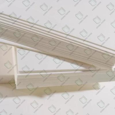 China Holzpulp aus C1S Ivory Board mit hohem Glanz 170-400 gm zu verkaufen