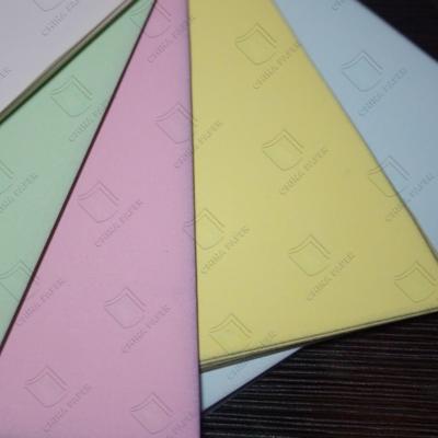 China NCR Paper A4 Size Carbonless Printing Paper CB CFB CF Carbonless Paper for sale