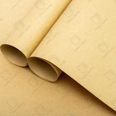 Cina Vendita a caldo carta di riciclo per rivestimento a base di kraft roll marrone carta di rivestimento a base di kraft vergine in vendita