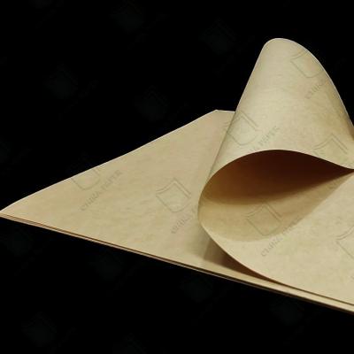 China Fabrica de papel Kraft marrón personalizado de revestimiento de tablero de prueba de revestimiento de papel en venta