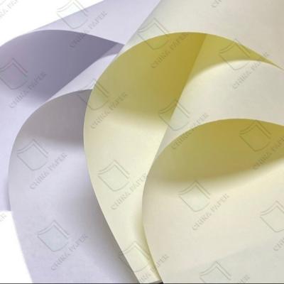 Chine 60 gm 70 gm 80 gm Blanc Jaune Offset Papier d'impression Feuille de papier Offset Papier de bois blanc haut Offset Feuilles de papier pour ordinateurs portables à vendre