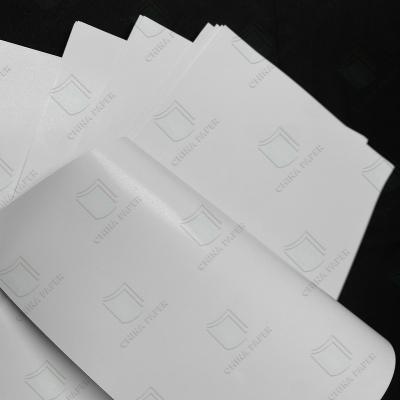 China Light Weight Coated Paper 700*1000MM Two Side Coated Paper In Low Weight LWC Paper Advertisement Pictures Paper for sale