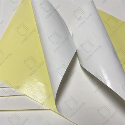 China Self Adhesive Sticker Paper For Product Labeling Packaging And Address Labels In Various Sizes And Materials zu verkaufen