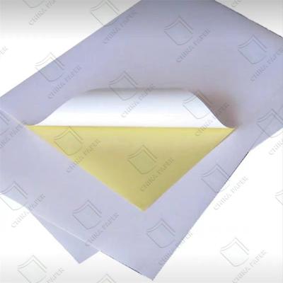 China High Brightness And Smooth Surface Self Adhesive Sticker Paper For Vibrant Colors And Clear Prints zu verkaufen