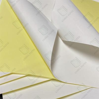 China ISO And SGS Certified Self-adhesive Sticker Paper For Product Branding And Shipping zu verkaufen