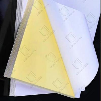 China Print Labels Custom Labelssticker Labels Stickersbottle Lab Adhesive Paper zu verkaufen