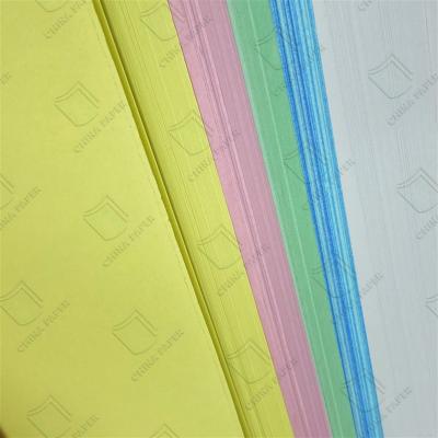 Chine NCR papier sans carbone CF/CFB/CF 100% pâte vierge facture papier bancaire à vendre