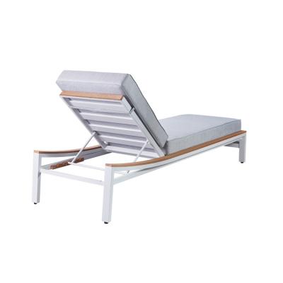 China Hot Sale New Arrival Living Room Beanch Eco-friendly Outdoor Waterproof Patio Plastic Chaise Lounge Chair for sale