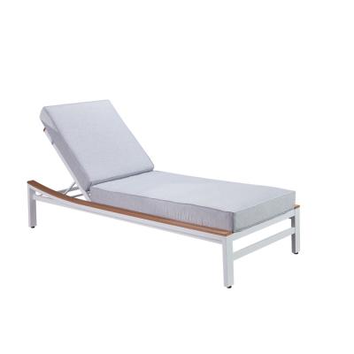 China Eco-Friendly Trending High Standard Water Proof OEM Eco-Friendly/Uv Resistant/Odm Customized Outdoor Modern Living Room Chaise Chairs for sale