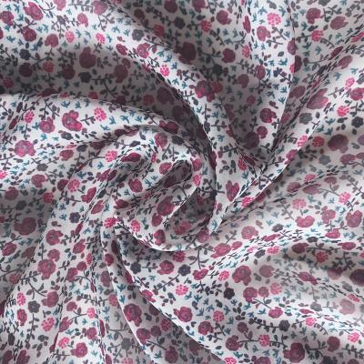 China New Fashion 100D Chiffon Waterproof Anti-static Polyester Fabric 100% Digital Flower Printing Custom for sale