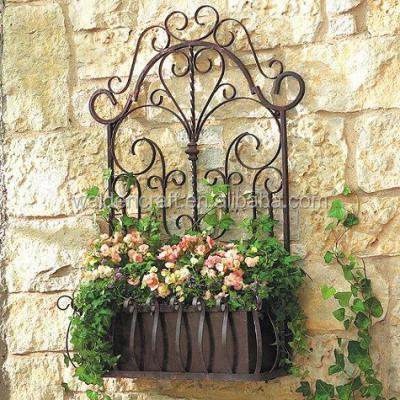 China Durable Outdoor Iron Wall Mounted Hanging Planter for sale