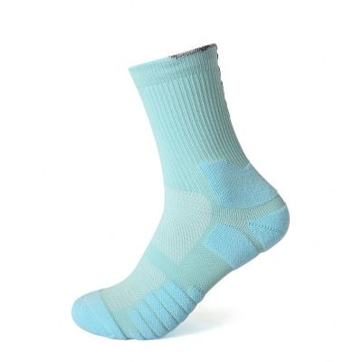 China Breathable Outdoor Polyamide Athletic Sports Nylon Crew Socks Mens Custom Cycling Socks for sale