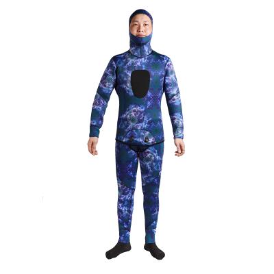 China Two Piece Long Sleeve Wetsuit Underwater Camouflage RPET Neoprene Diving Wetsuits For Spearfishing Freediving for sale