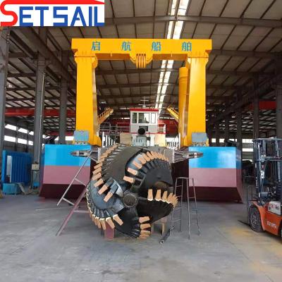 China Maximum Water Flow and Hydraulic Power 's Underwater Pump Cutter Suction Mud Dredger for sale