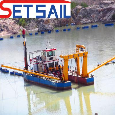 China 20 Inch River Mud Pump Cutter Suction Sand Dredger for River Crossing Construction for sale