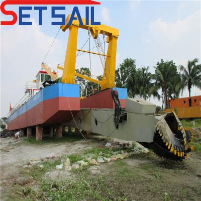 China 120-220L/H Fuel Consumption River Sand Dredging Barge for Cutter Scution Dredger for sale