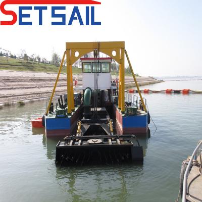 Chine Épaisseur de la plaque avant 5 mm-20 mm Trailing Hopper Suction Silt Dredger avec système hydraulique à vendre